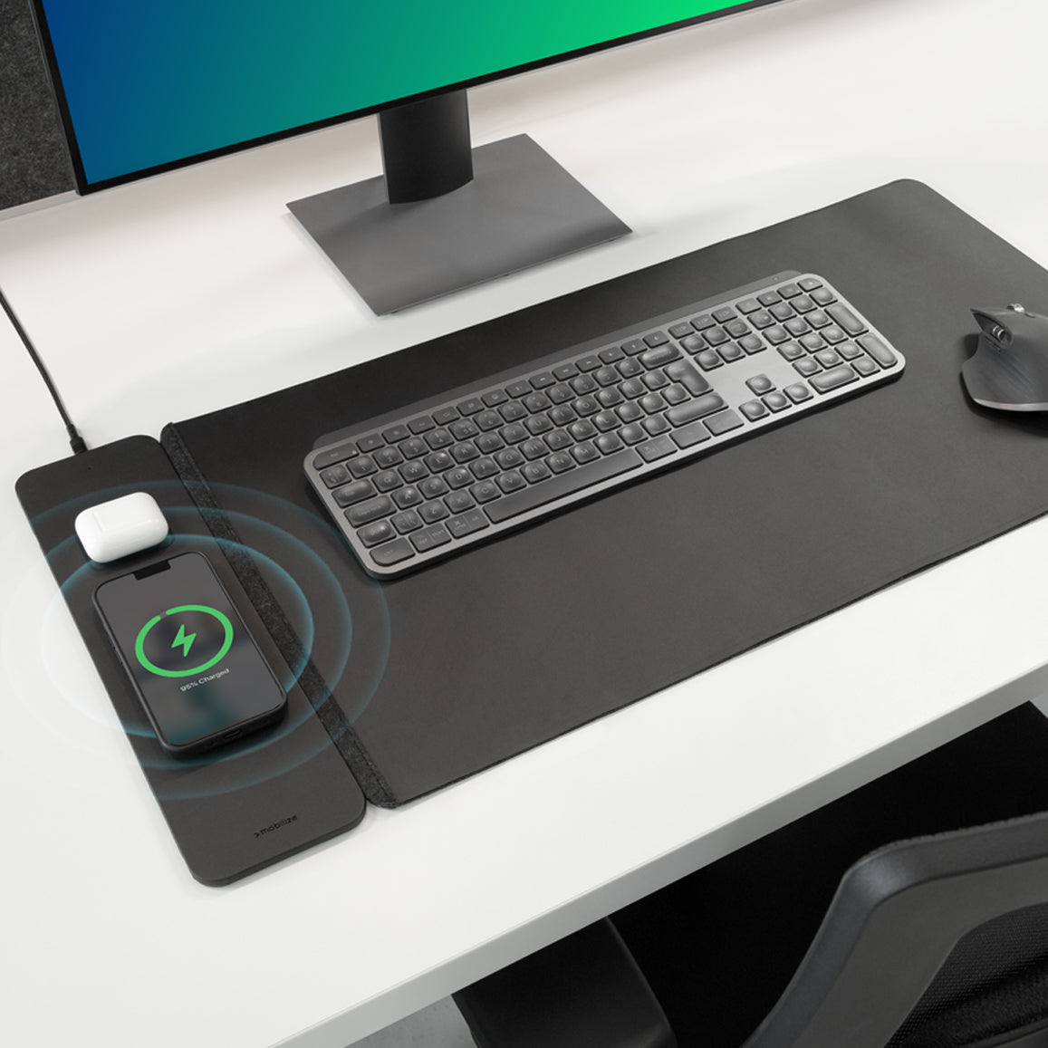 Mobilize Pu Leather Desk Mat With Magnetic Wireless Charger 15W Black