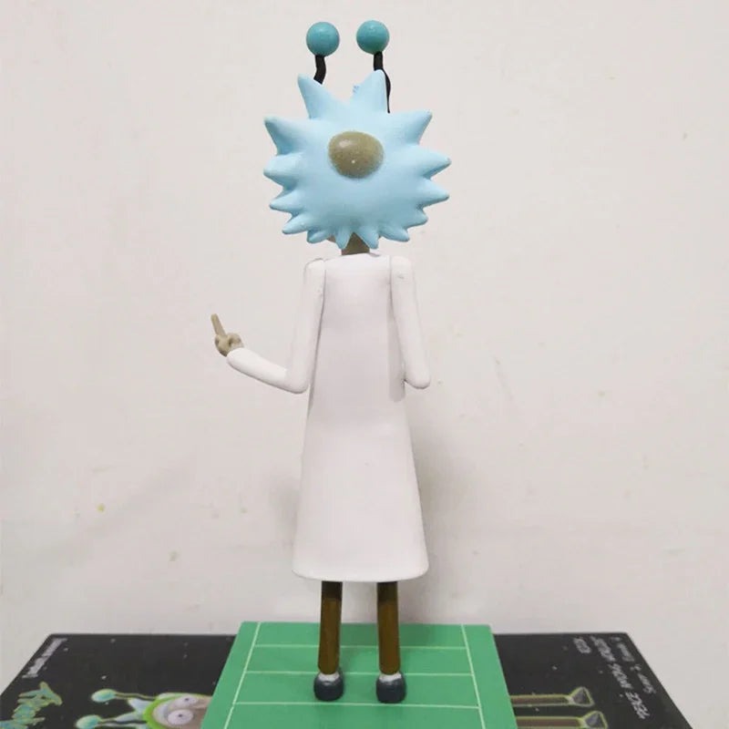 Rick And Morty - Sanchez Middle Finger Action Figure 16cm